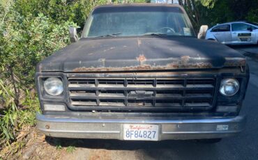 Chevrolet-cheyenne-1977-black-3