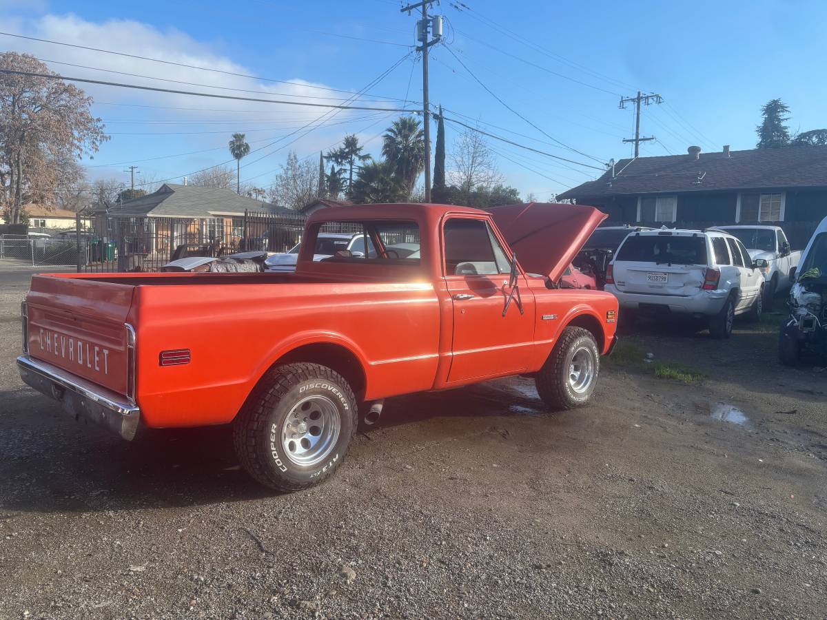 Chevrolet-cheyenne-c10-1972-7