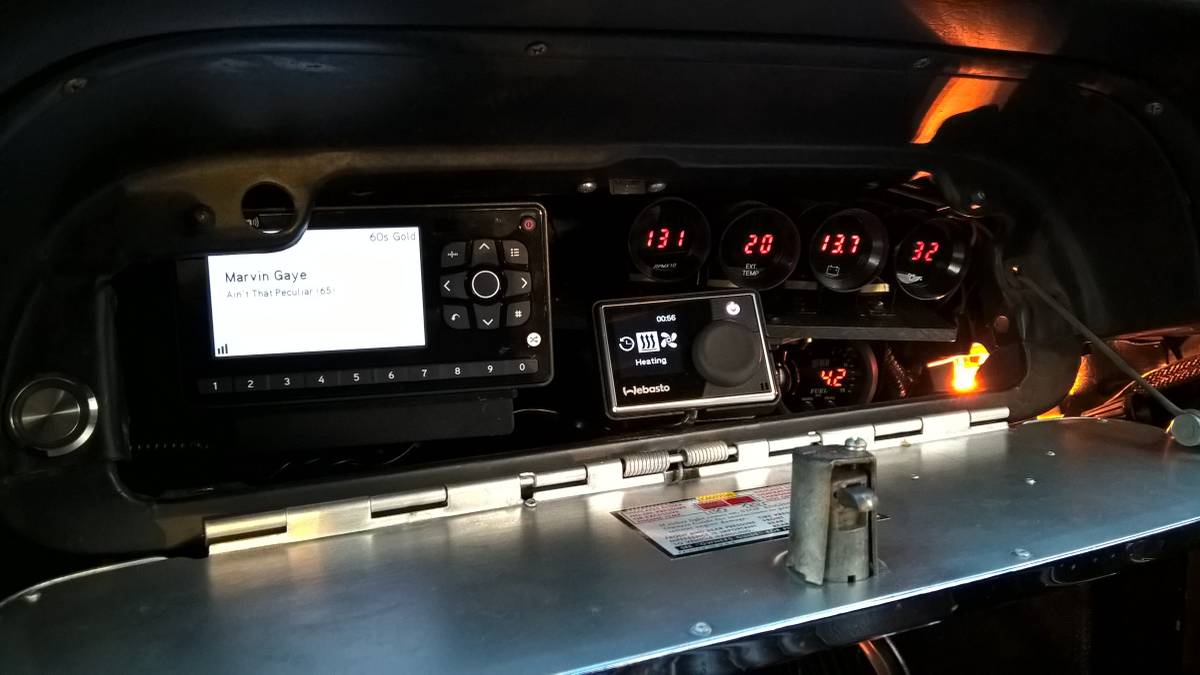 Chevrolet-corvair-monza-1963-red-12