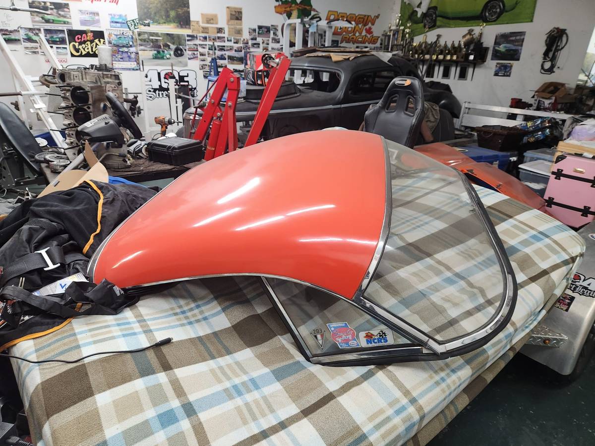 Chevrolet-corvette-1956-red-1