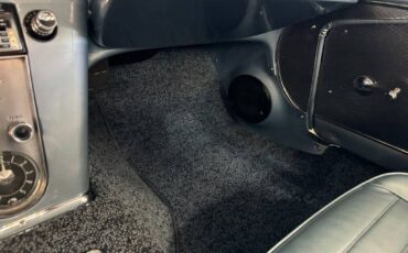 Chevrolet-corvette-1959-white-132