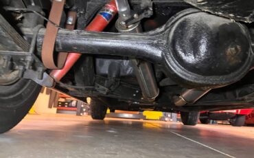 Chevrolet-corvette-1961-red-17