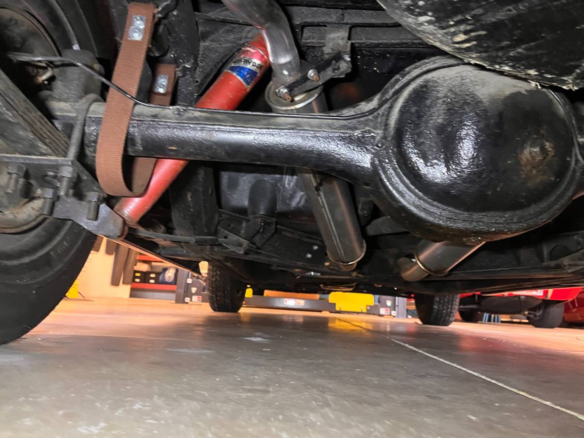 Chevrolet-corvette-1961-red-17