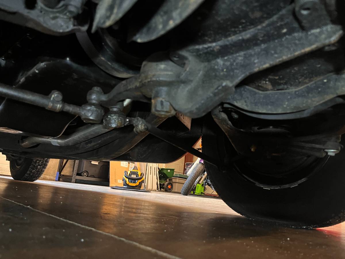 Chevrolet-corvette-1961-red-2