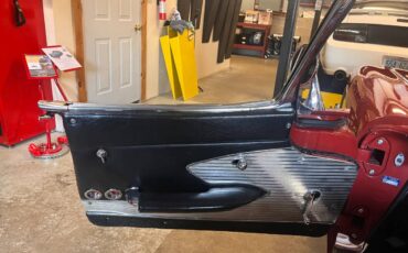 Chevrolet-corvette-1961-red-20