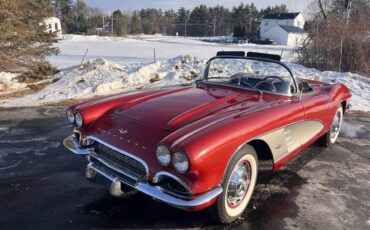 Chevrolet-corvette-1961-red