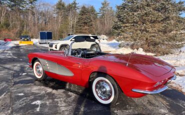 Chevrolet-corvette-1961-red-7