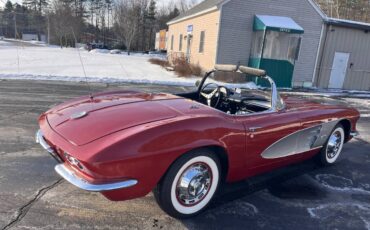 Chevrolet-corvette-1961-red-9