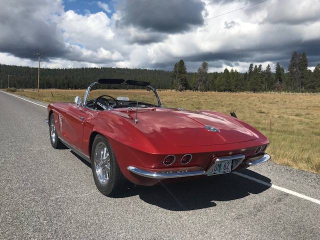 Chevrolet-corvette-1962-custom-1