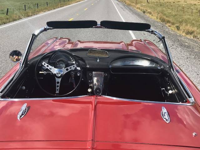 Chevrolet-corvette-1962-custom-10