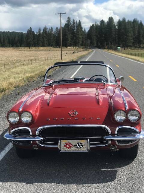 Chevrolet-corvette-1962-custom-4