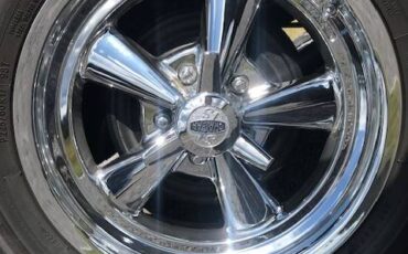 Chevrolet-corvette-1962-custom-9