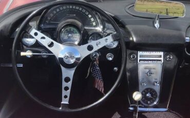 Chevrolet-corvette-1962-red-2