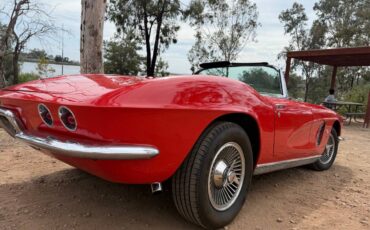 Chevrolet-corvette-1962-red-4