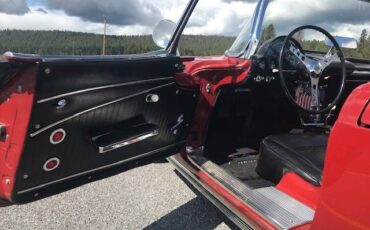 Chevrolet-corvette-1962-red-8