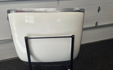 Chevrolet-corvette-1962-white-14