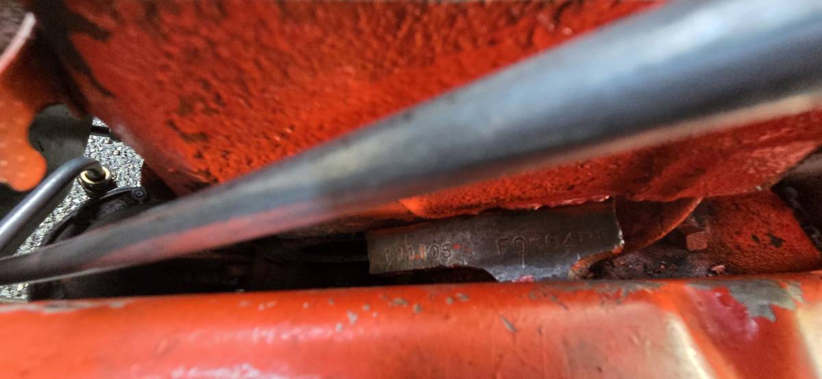 Chevrolet-corvette-1962-white-17