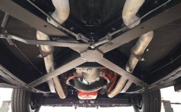 Chevrolet-corvette-1962-white-19