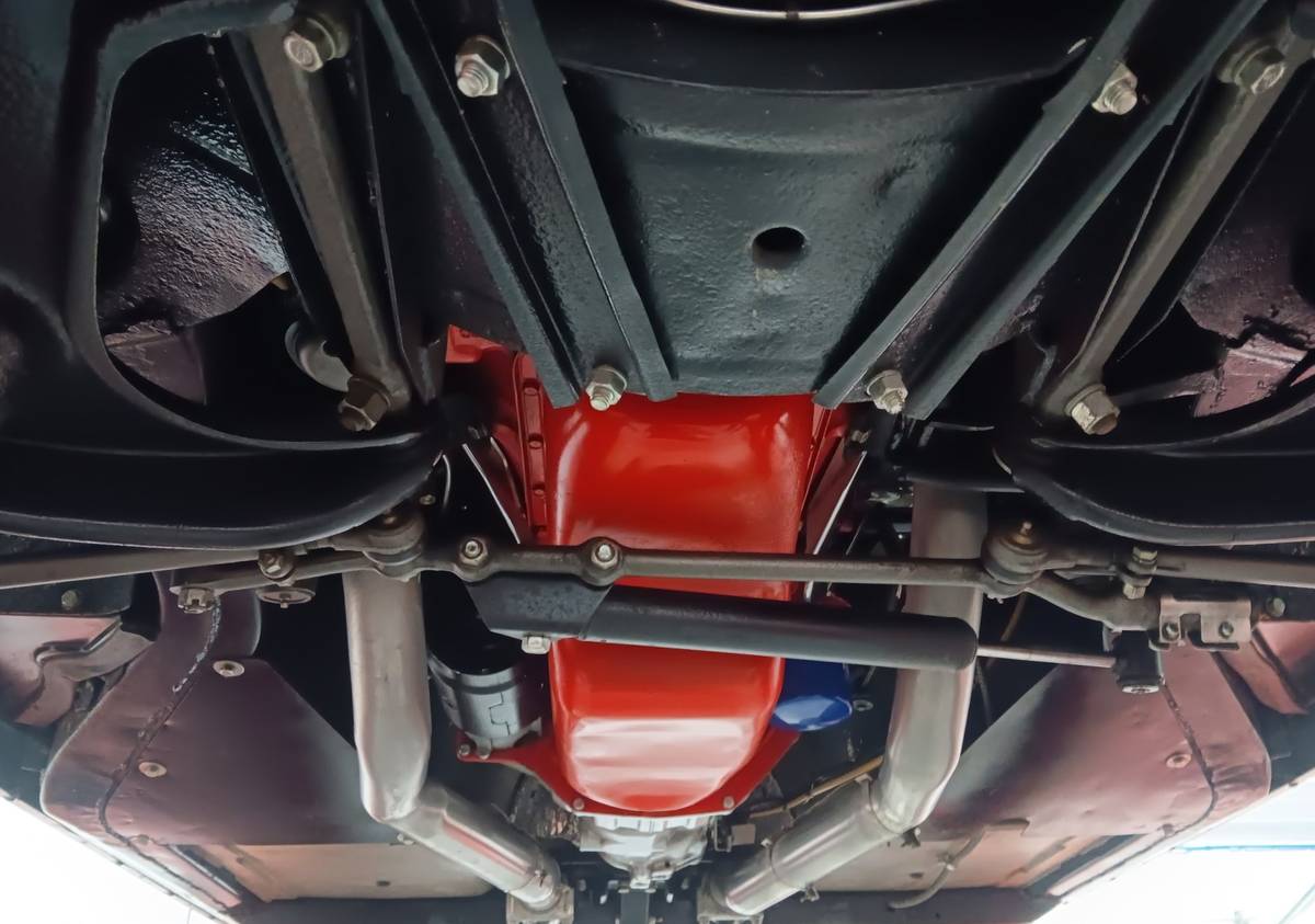 Chevrolet-corvette-1964-silver-4