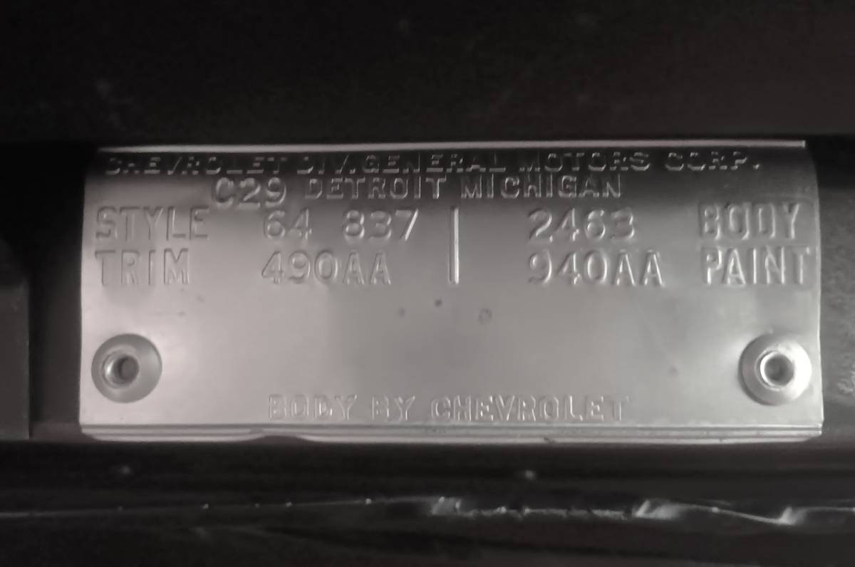 Chevrolet-corvette-1964-silver-6