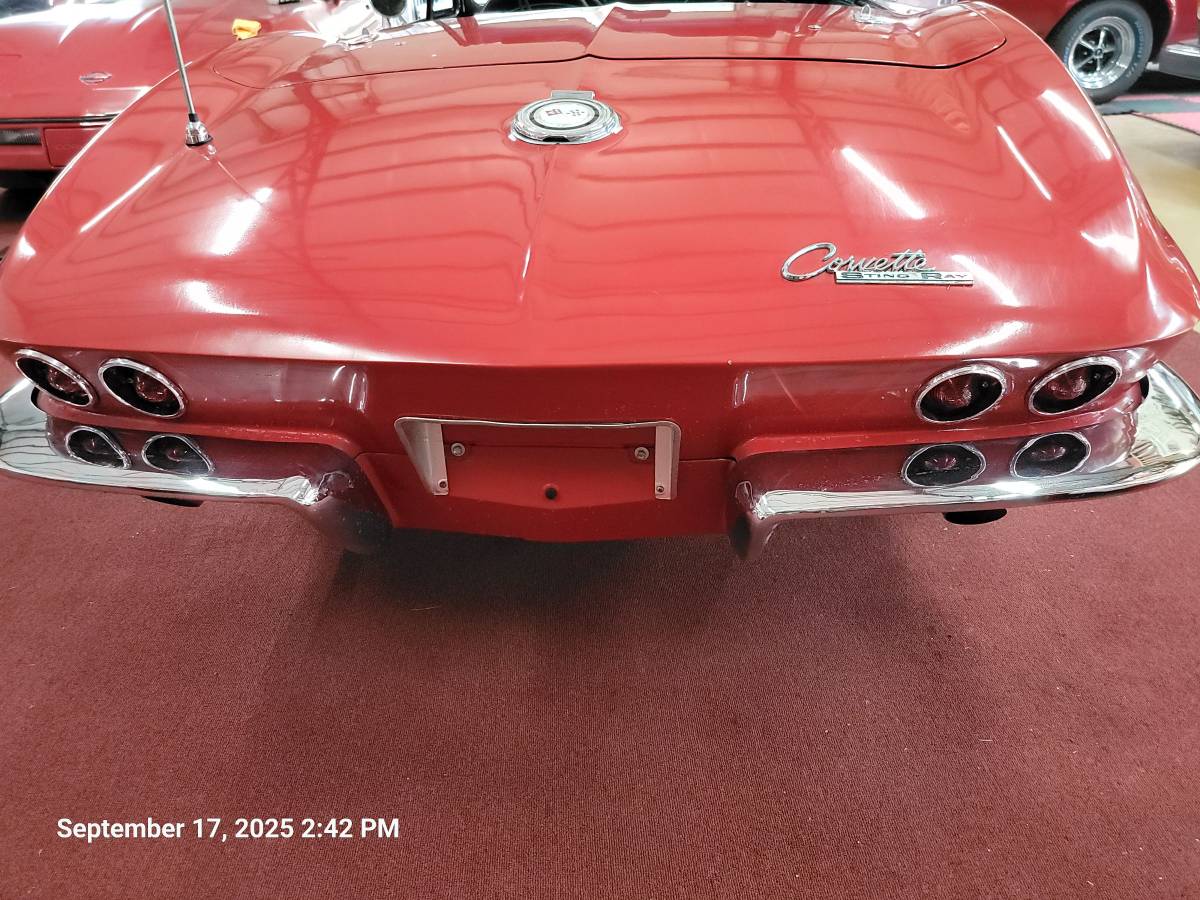 Chevrolet-corvette-1965-red-7