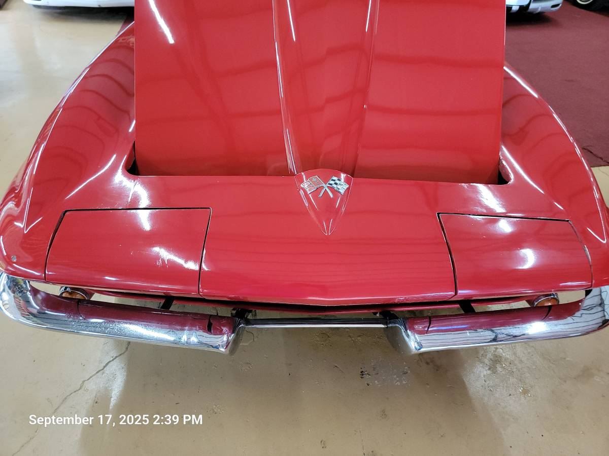 Chevrolet-corvette-1965-red-9