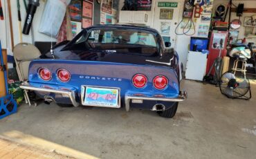 Chevrolet-corvette-1968-blue-3