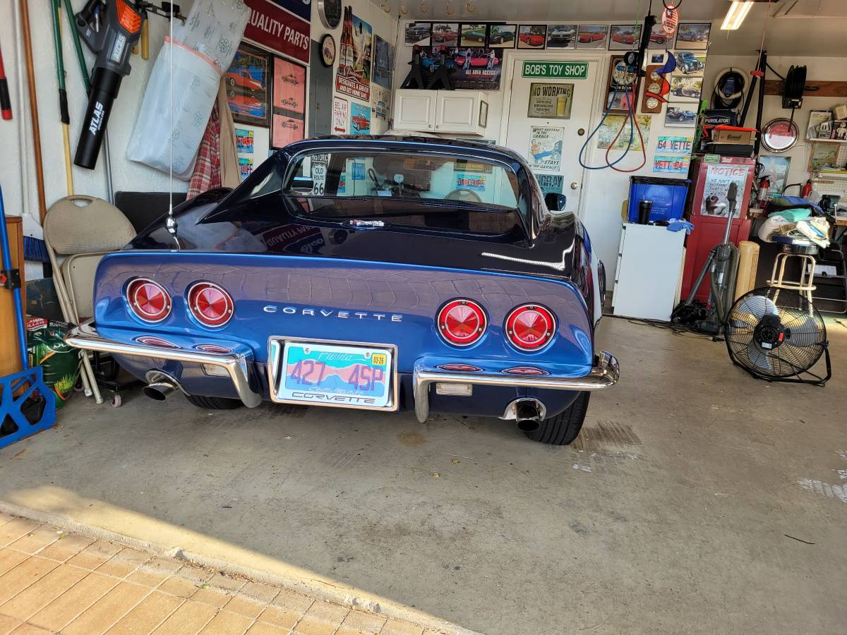Chevrolet-corvette-1968-blue-3