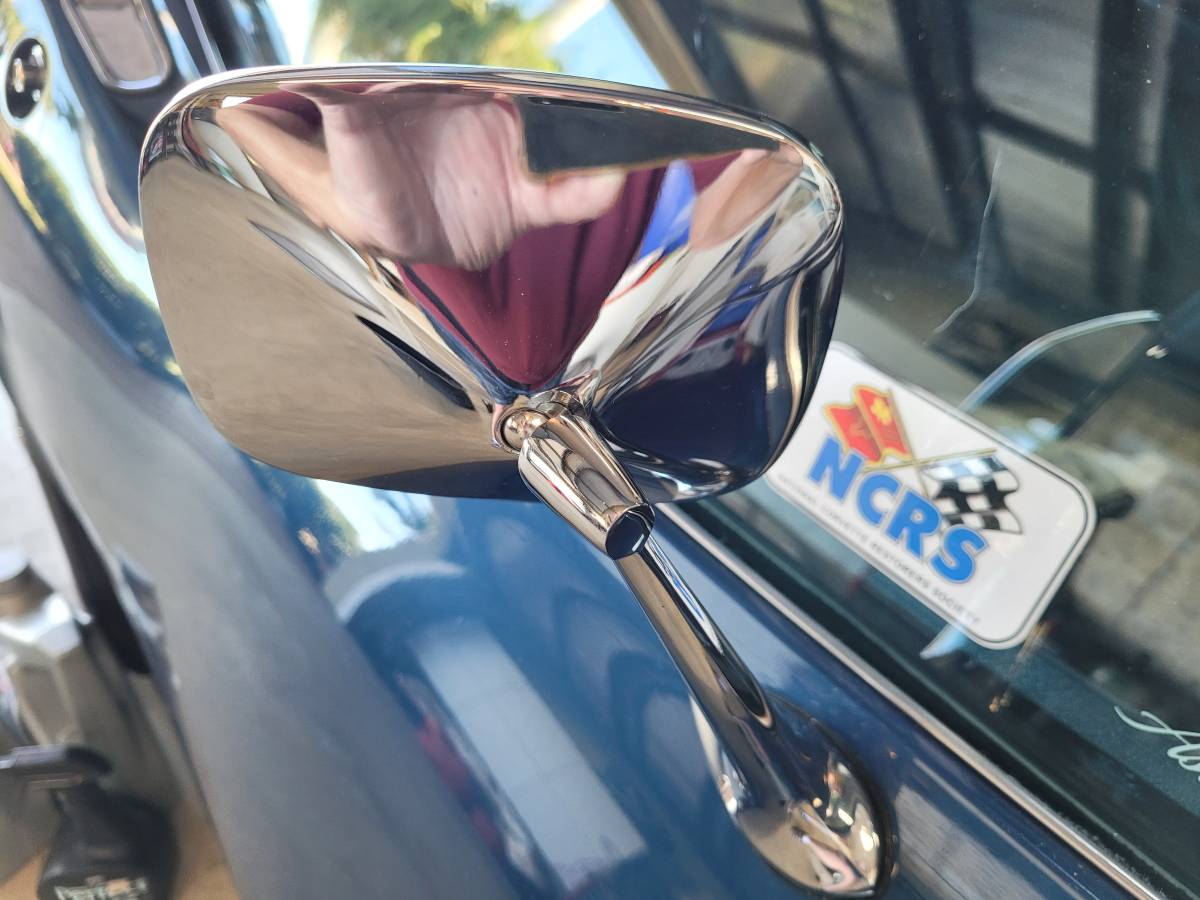 Chevrolet-corvette-1968-blue-7