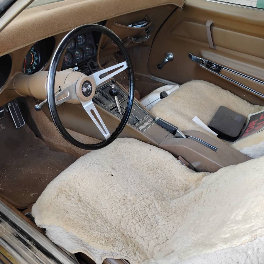 Chevrolet-corvette-1969-2