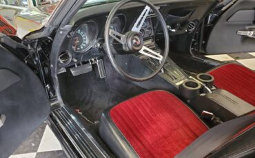 Chevrolet-corvette-1969-black-1