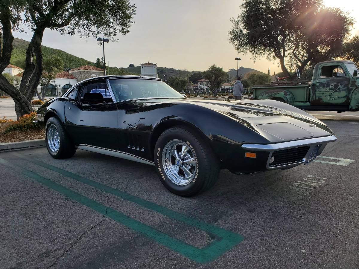 Chevrolet-corvette-1969-black-15