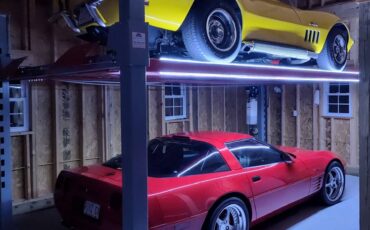 Chevrolet-corvette-1969-yellow-16