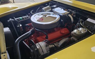 Chevrolet-corvette-1969-yellow-17