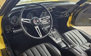 Chevrolet-corvette-1969-yellow-23