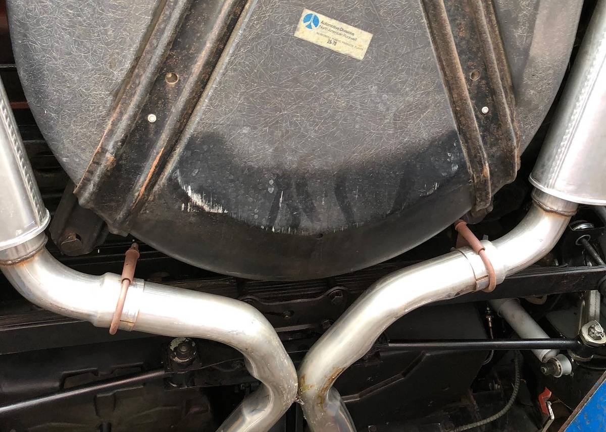 Chevrolet-corvette-1970-red-11