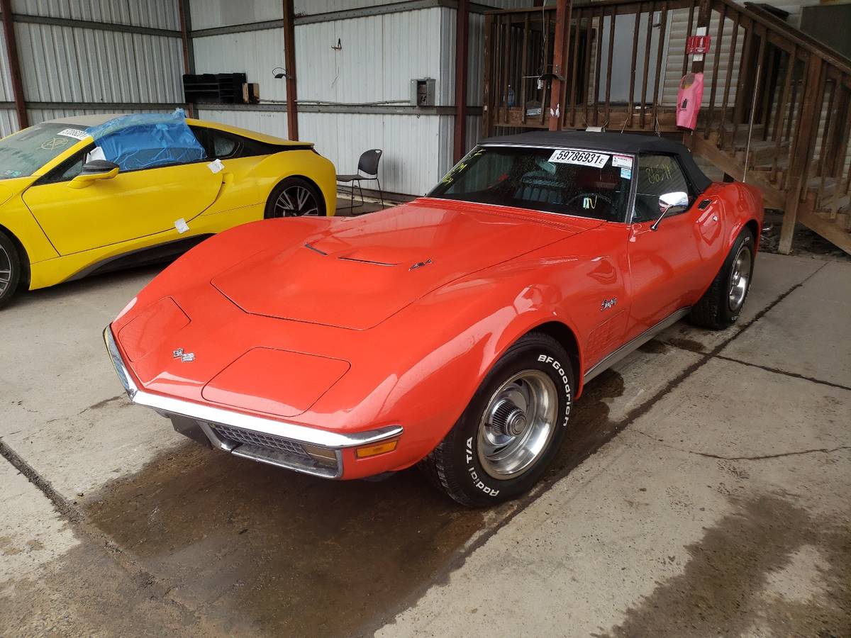 Chevrolet-corvette-1970-red-3