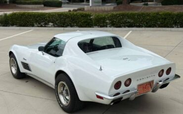 Chevrolet-corvette-1971-white-11