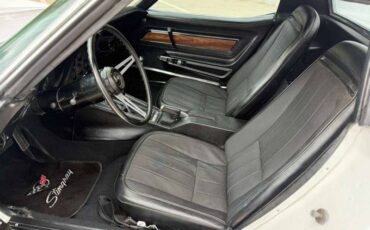 Chevrolet-corvette-1971-white-9