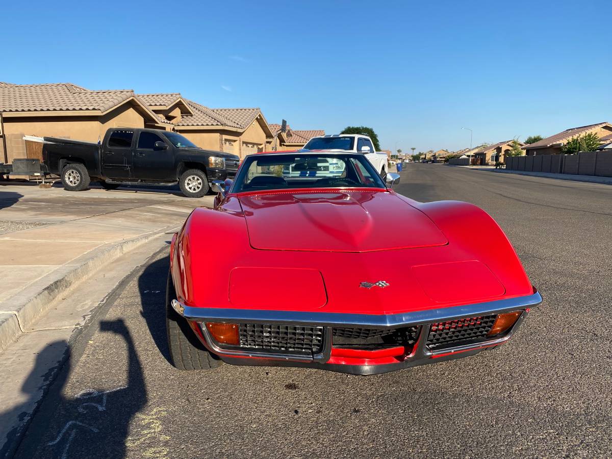 Chevrolet-corvette-1972-1