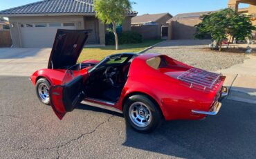 Chevrolet-corvette-1972-6