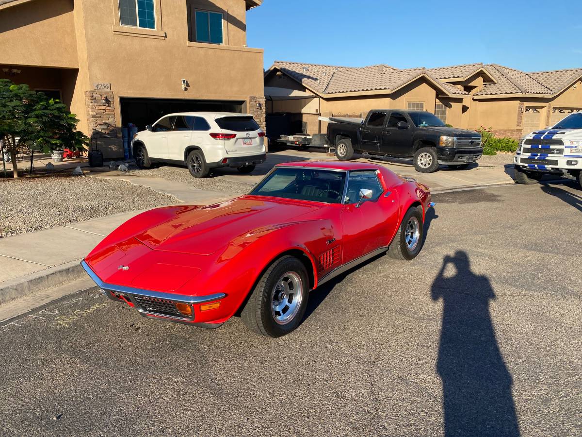 Chevrolet-corvette-1972-8