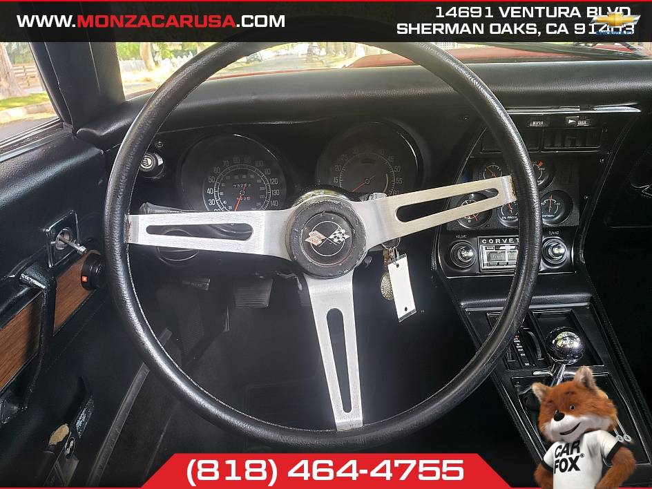 Chevrolet-corvette-1975-11