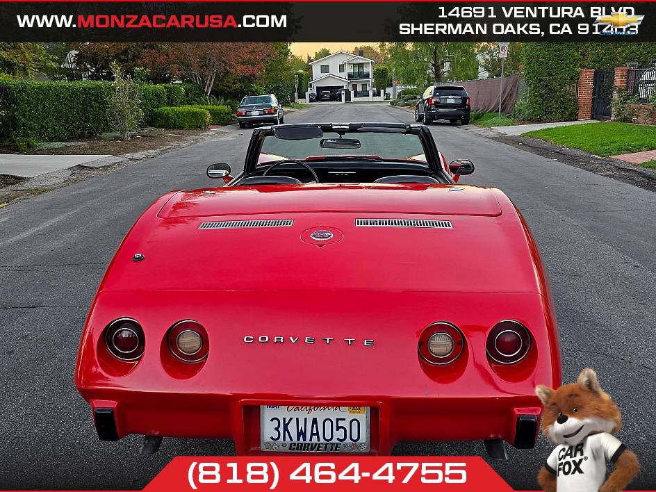 Chevrolet-corvette-1975-12