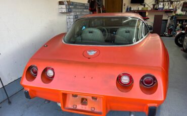 Chevrolet-corvette-1978-2