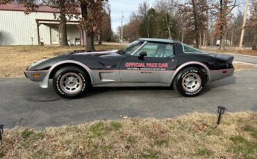 Chevrolet-corvette-1978-black-2