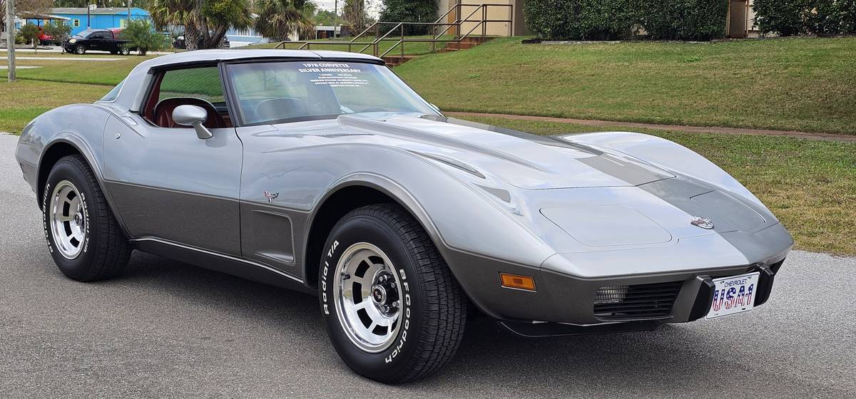 Chevrolet-corvette-1978-silver