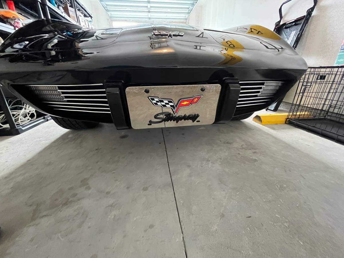 Chevrolet-corvette-1979-black-3