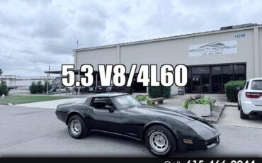 Chevrolet-corvette-1980-black-20