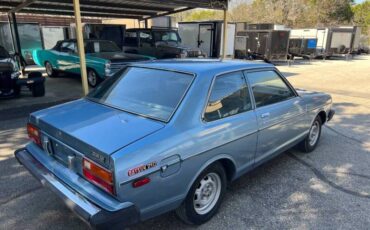 Chevrolet-corvette-1980-blue-1